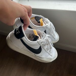 Nike Blazers Low